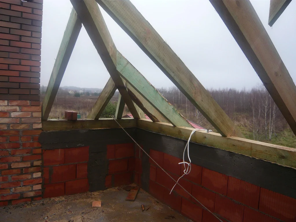 Budowa Domu Jednorodzinnego, stan surowy, mury, więźba dachowa