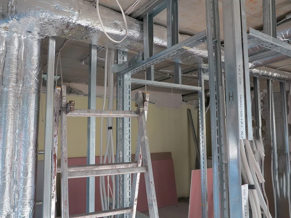 Remont biura, zabudowa instalacje