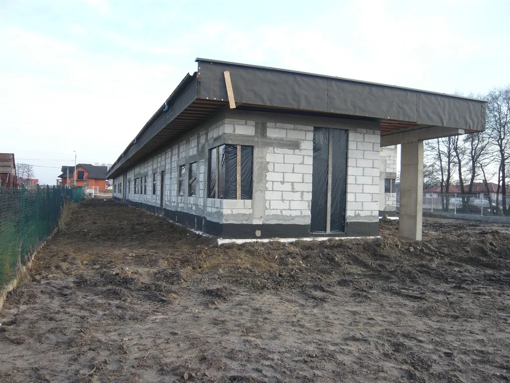 Budowa przedszkola, stan surowy