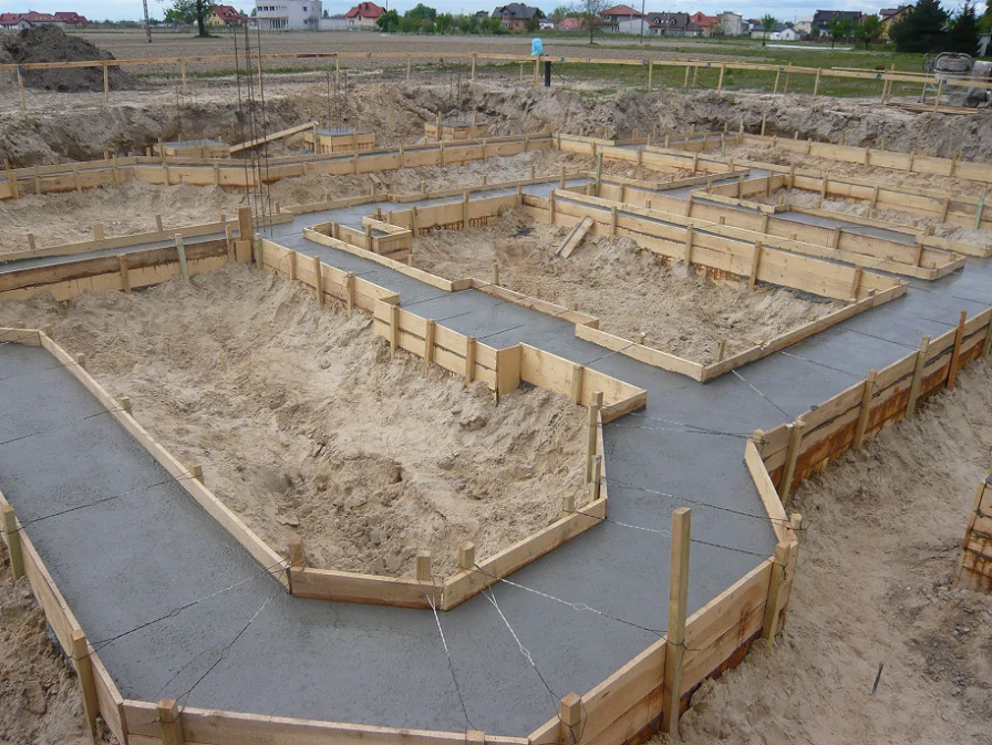 Wykopy, wylane ławy fundamentowe